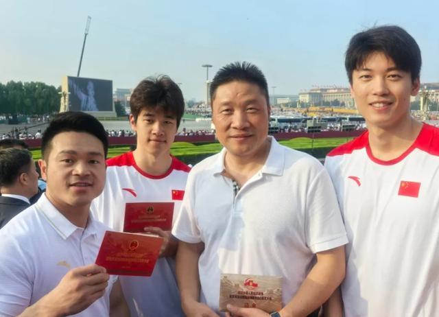 共同见证，多位中国奥运健儿亮相天安门广场参与阅兵仪式观礼