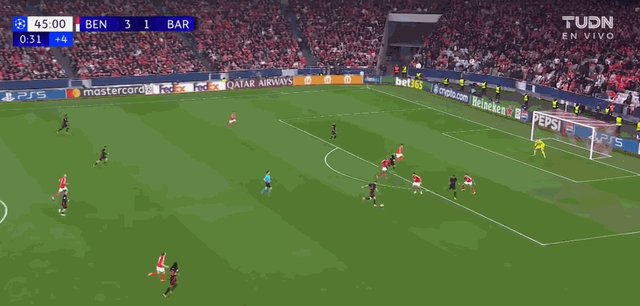 1737498966276072427.gif 拉菲.gif